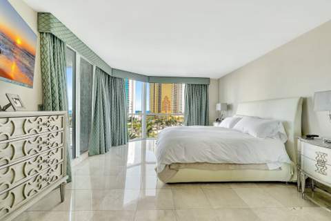 16400 Collins Avenue 641, Sunny Isles Beach FL - photo 24 of 66
