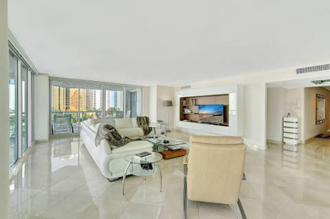 16400 Collins Avenue 641, Sunny Isles Beach FL - photo 6 of 66