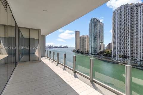 300 Biscayne Blvd Way 1002, Miami FL - photo 11 of 15