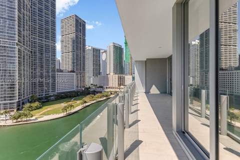 300 Biscayne Blvd Way 1002, Miami FL - photo 13 of 15