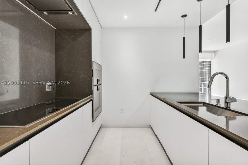 2 bedroom Condominium at 300 Biscayne Blvd Way 1002, Aston Martin, Miami — photo 3