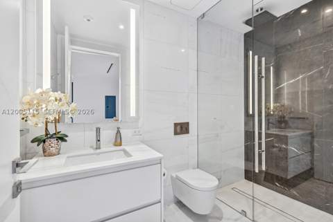 300 Biscayne Blvd Way 1002, Miami FL - photo 9 of 15