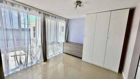 1150 NE 191st St 38, Miami FL - photo 10 of 17