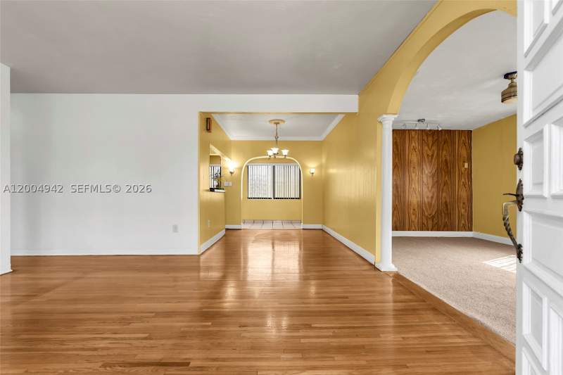 2 bedroom SingleFamilyResidence at 3694 NW 20th St, Grapeland Heights Sec 2, Miami — photo 4