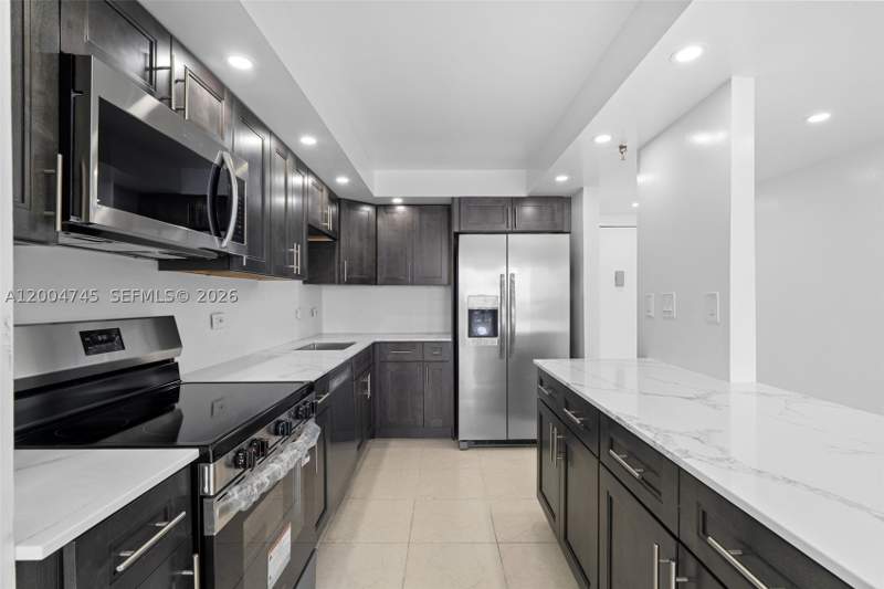 2 bedroom Condominium at 20505 E Country Club Dr 1938, Waterview Condo, Aventura — photo 4