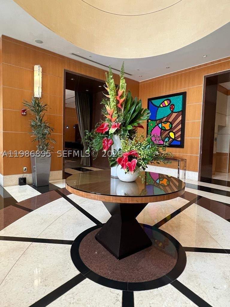 1 bedroom Condominium at 253 NE 2nd St 3806, Vizcayne South Condo, Miami — photo 2