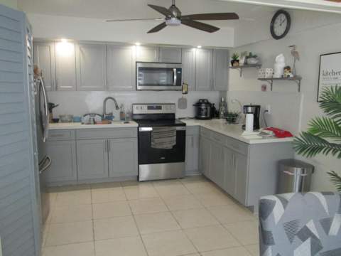8730 SW 154th Cir Place, Miami FL - photo 7 of 18