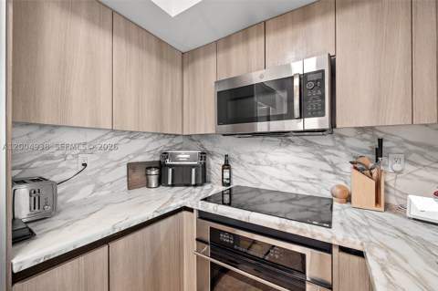 1500 Ocean Dr 607, Miami Beach FL - photo 16 of 31