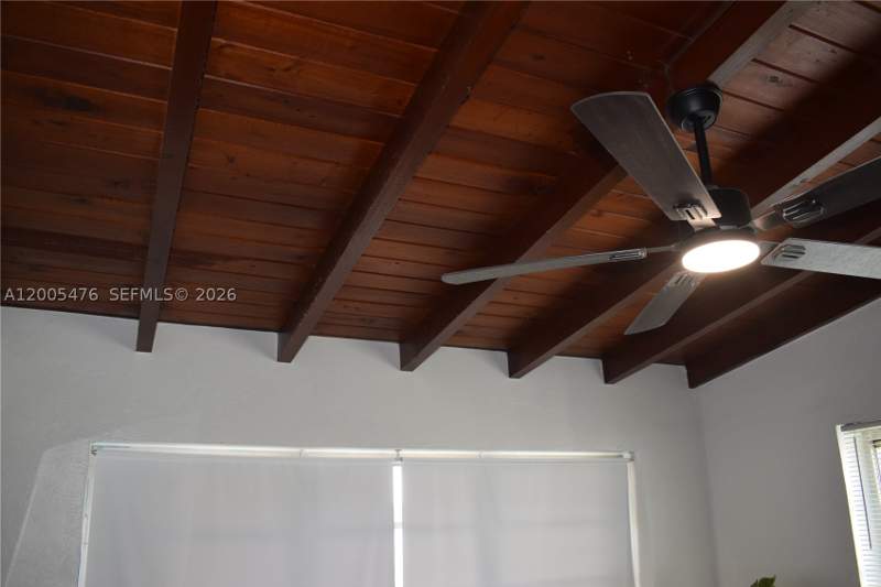 3 bedroom SingleFamilyResidence at 841 Hialeah Dr, Essex Village-Third Addit, Hialeah — photo 5