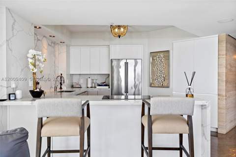 10 Venetian Way 804, Miami Beach FL - photo 11 of 30