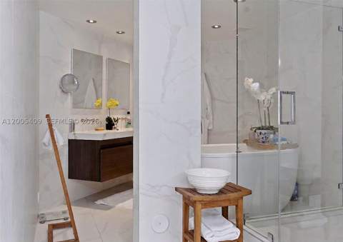 10 Venetian Way 804, Miami Beach FL - photo 20 of 30