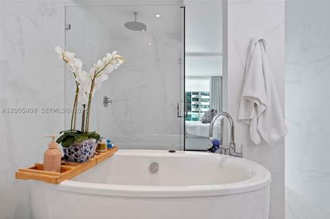 10 Venetian Way 804, Miami Beach FL - photo 21 of 30