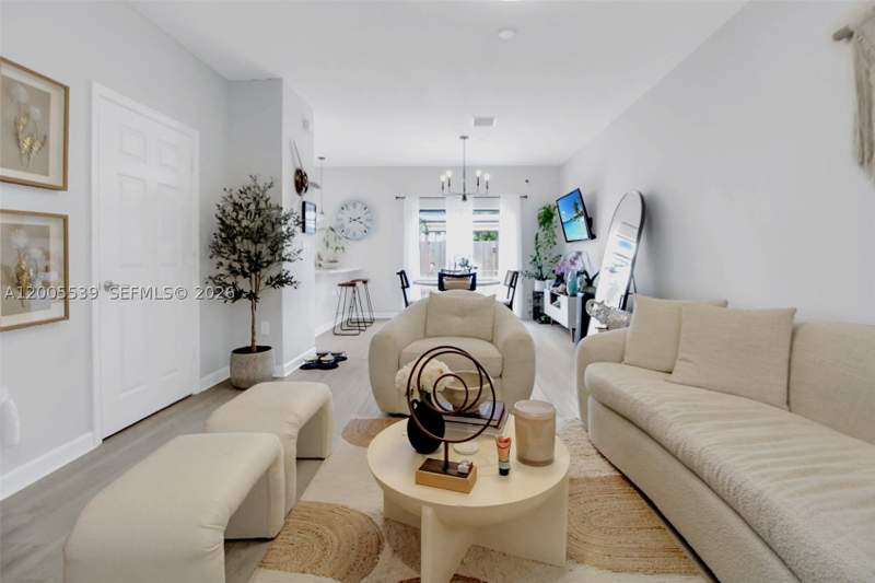 3 bedroom Townhouse at 12766 SW 229th Ter, D & B Subdivision, Miami — photo 3