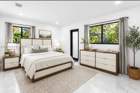 1810 NE 161st St, North Miami Beach FL - photo 17 of 35