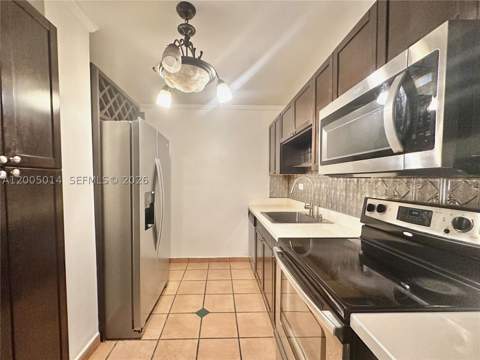 7135 Collins Ave 811, Miami Beach FL - photo 9 of 22