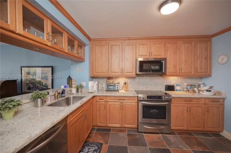 2 bedroom Condominium at 3 Grove Isle Dr C308, Grove Isle Condo, Miami — photo 5