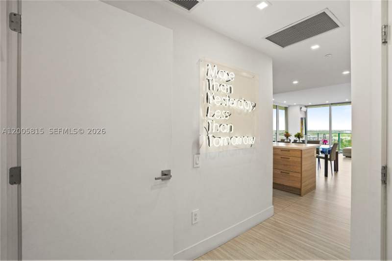 3 bedroom Condominium at 16385 Biscayne Blvd 1601+2 Parkings, The Harbour North Condo, North Miami Beach — photo 3