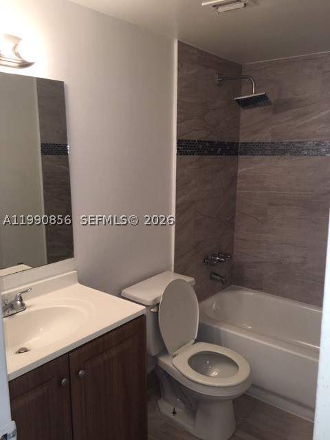486 NW 165th St Rd B-405, Miami FL - photo 12 of 20