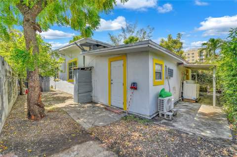 219 SW 6th Ave, Miami FL - photo 21 of 27