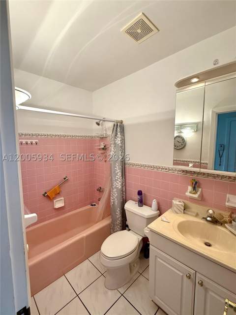 11 NE 204th St 23, Miami Gardens FL - photo 10 of 13