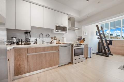 120 Salamanca Ave 2A, Coral Gables FL - photo 9 of 18