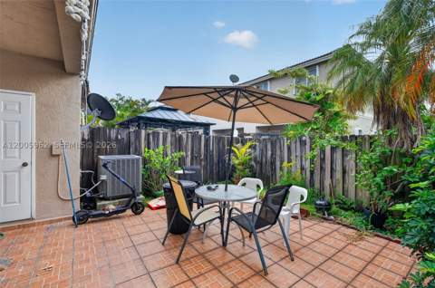 16624 NW 73rd Ct 16624, Miami Lakes FL - photo 6 of 40