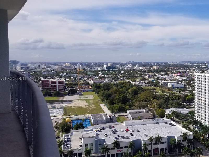 1 bedroom Condominium at 1750 N Bayshore Dr 2909, Opera Tower, Miami — photo 3