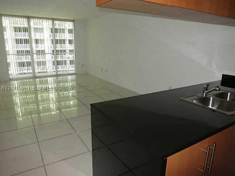 1 bedroom Condominium at 1750 N Bayshore Dr 2909, Opera Tower, Miami — photo 5