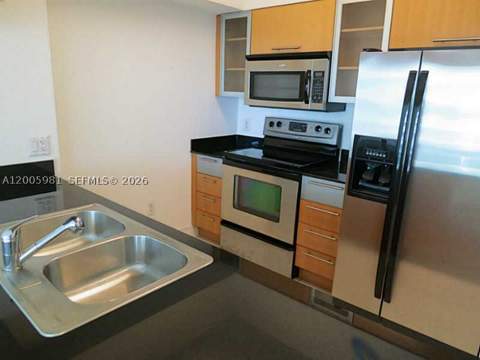 1750 N Bayshore Dr 2909, Miami FL - photo 6 of 13