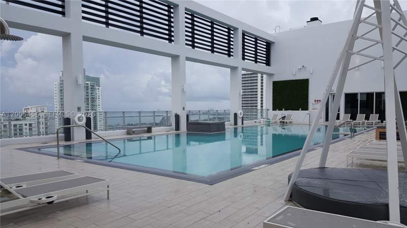 1 bedroom Condominium at 151 SE 1st St 1609, Centro Condo, Miami — photo 4