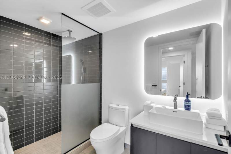 1 bedroom Condominium at 227 NE 2nd St 2503, Map Of Miami Dade Co. FL., Miami — photo 5