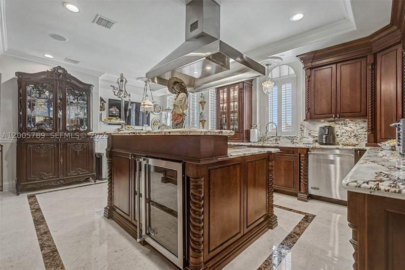 3 bedroom Condominium at 600 Coral Way 5, Segovia Tower Condo, Coral Gables — photo 4