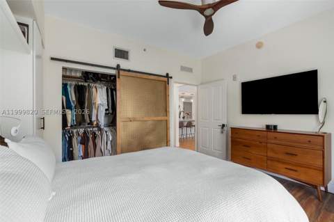 2650 SW 37th Ave 406, Miami FL - photo 16 of 30
