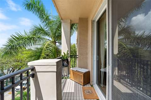 2650 SW 37th Ave 406, Miami FL - photo 20 of 30