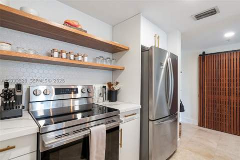 2650 SW 37th Ave 406, Miami FL - photo 8 of 30