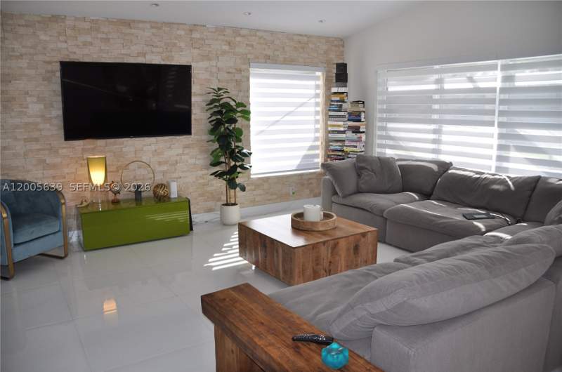 4 bedroom SingleFamilyResidence at 7400 SW 116th St, Andrews & Bigman Sub, Pinecrest — photo 5