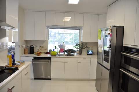 7400 SW 116th St, Pinecrest FL - photo 7 of 33
