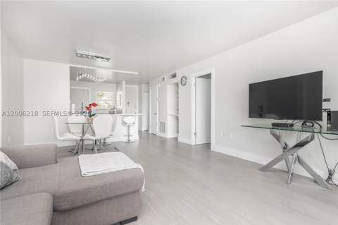 3600 NE 170th St 308, North Miami Beach FL - photo 13 of 37