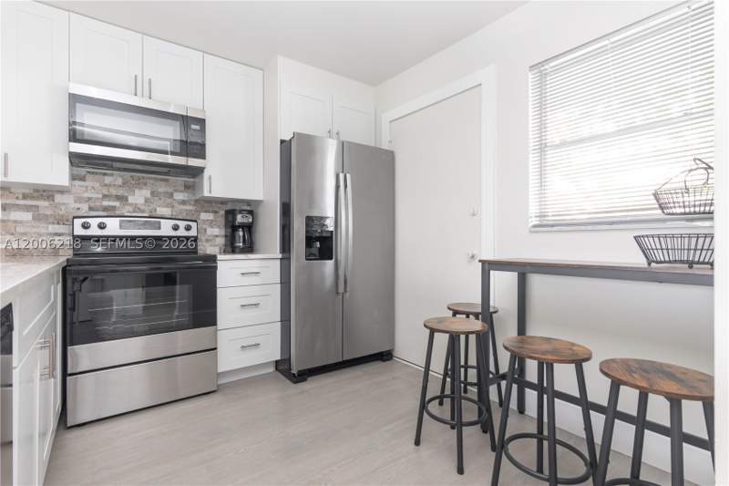 1 bedroom Condominium at 3600 NE 170th St 308, Eden Isles Condo # 4, North Miami Beach — photo 4