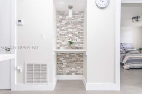 3600 NE 170th St 308, North Miami Beach FL - photo 9 of 37