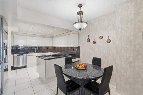 9801 Collins Ave 14D, Bal Harbour FL - photo 18 of 49