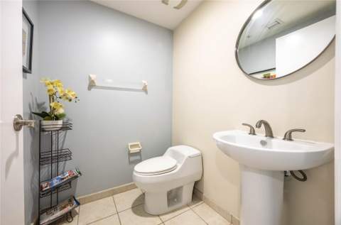 14951 Royal Oaks Lane 1109, North Miami FL - photo 20 of 31