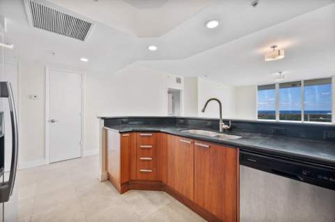 15051 Royal Oaks Lane 2106, North Miami FL - photo 11 of 23