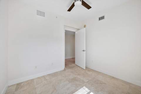 15051 Royal Oaks Lane 2106, North Miami FL - photo 15 of 23