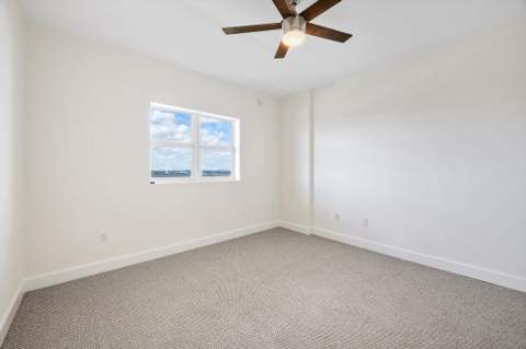 15051 Royal Oaks Lane 2106, North Miami FL - photo 16 of 23