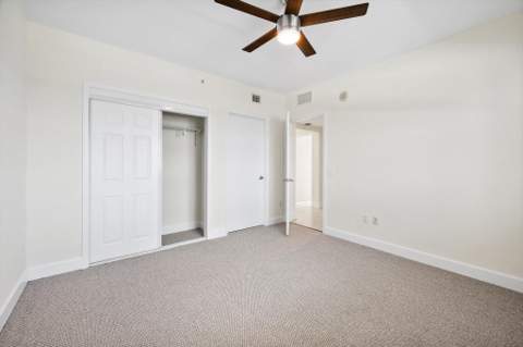 15051 Royal Oaks Lane 2106, North Miami FL - photo 17 of 23