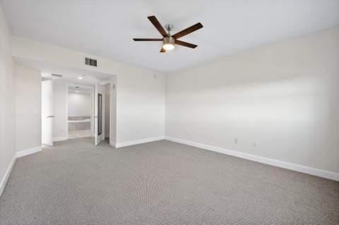 15051 Royal Oaks Lane 2106, North Miami FL - photo 20 of 23