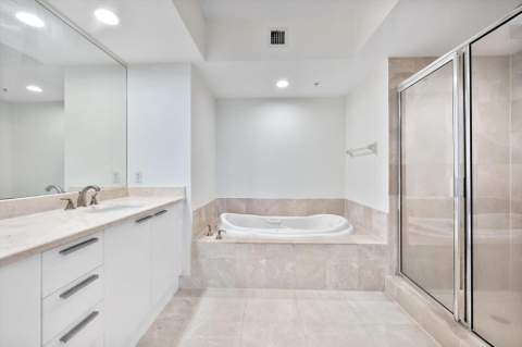 15051 Royal Oaks Lane 2106, North Miami FL - photo 22 of 23