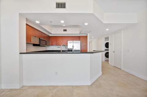 15051 Royal Oaks Lane 2106, North Miami FL - photo 9 of 23