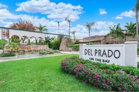 18011 Biscayne Blvd 402, Aventura FL - photo 24 of 55